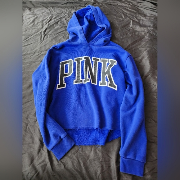 Victoria’s secret love pink pullover hoodie - Picture 1 of 1